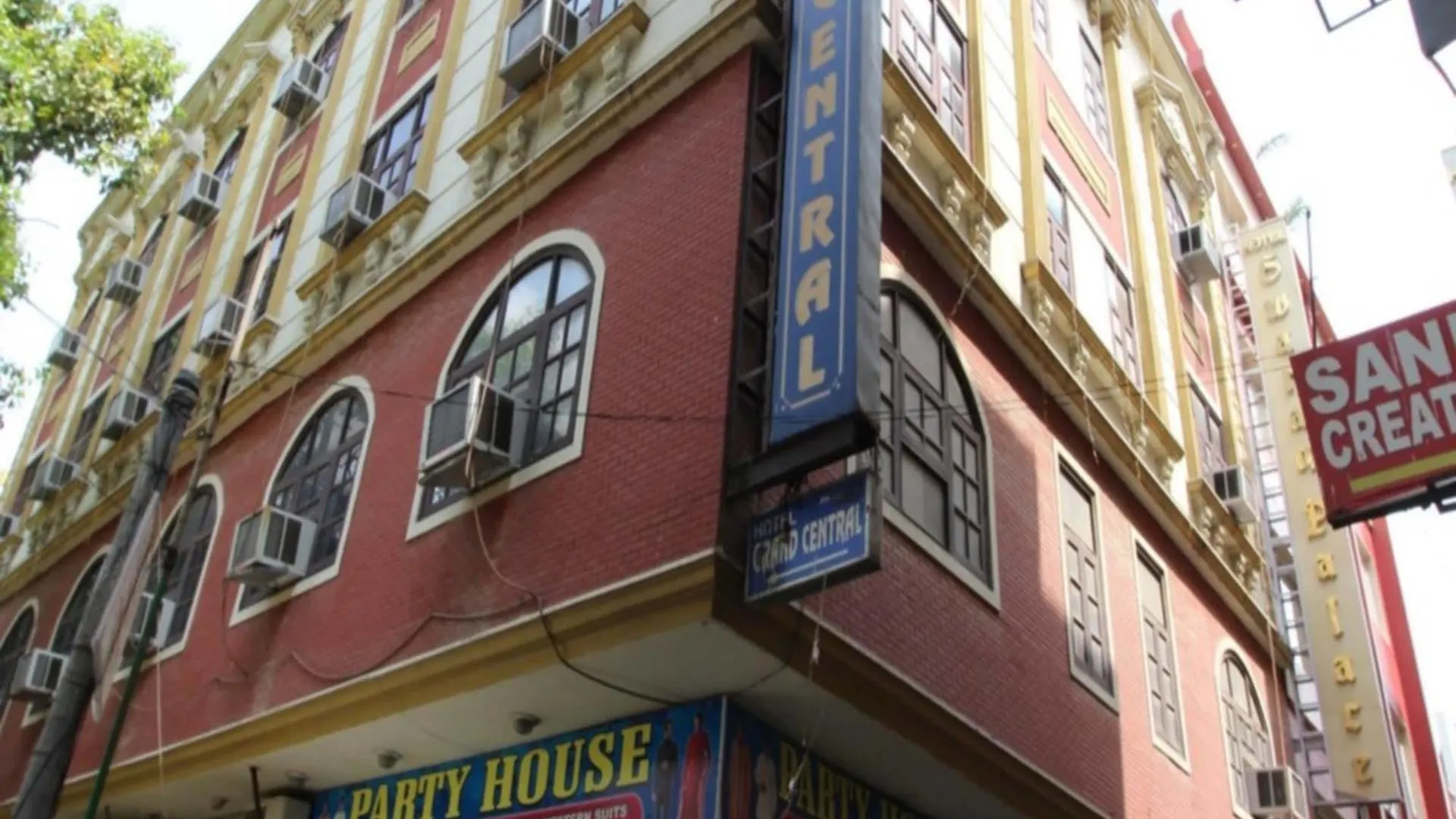 Hotel O Grand Central Дели